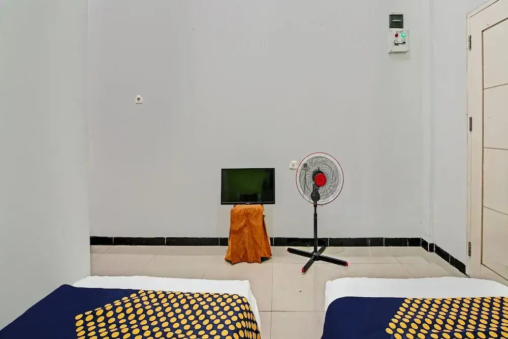 Hotel O Lucky Guesthouse