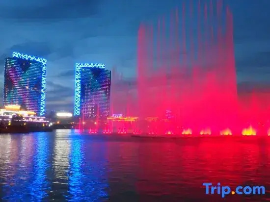 Water Cloud Biancheng Seaview Apartment (Mangrove Resort World City Balcony)