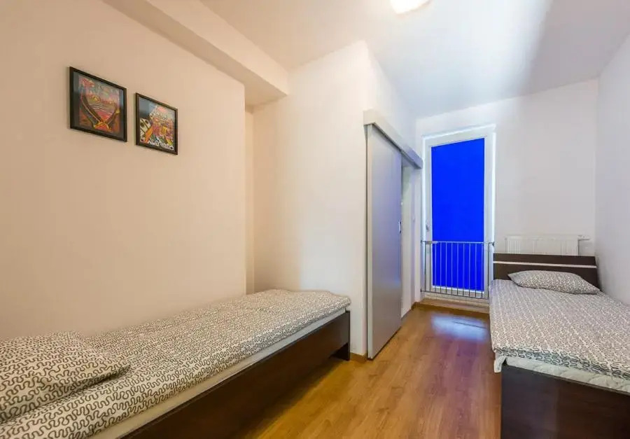 Lux Hostel - z prywatnymi łazienkami