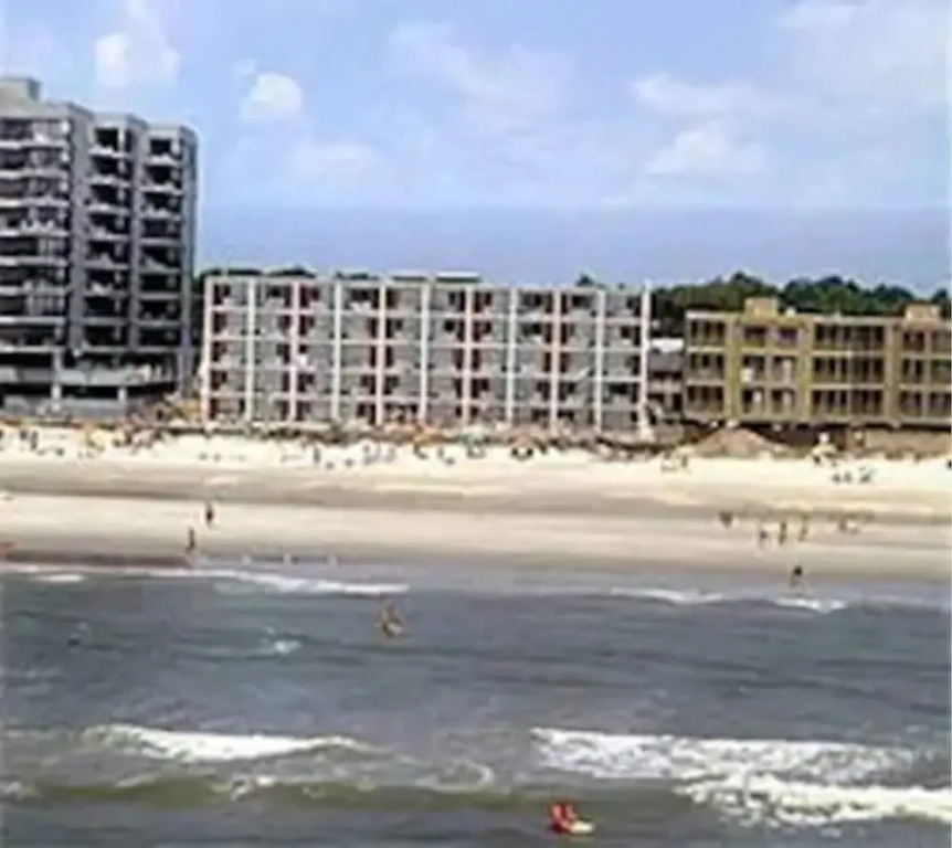 Oasis Hotel