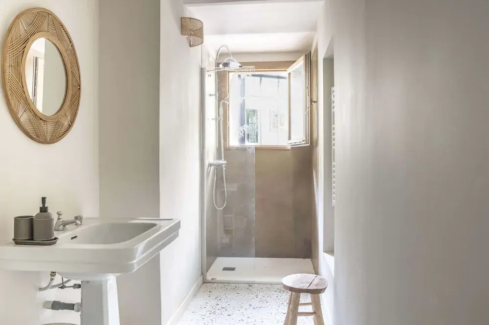 Maison Sumiane - Maison d hotes et locations avec piscine