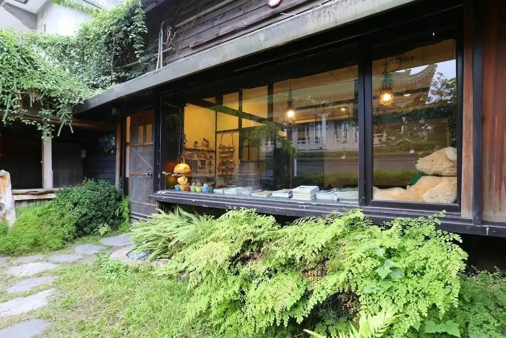 Daydream Hostel
