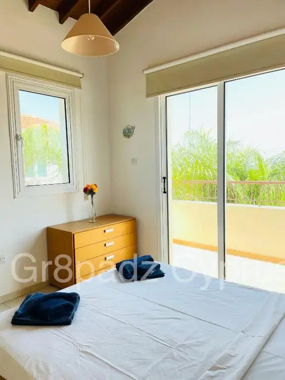 Gr8padz Villa Artemis