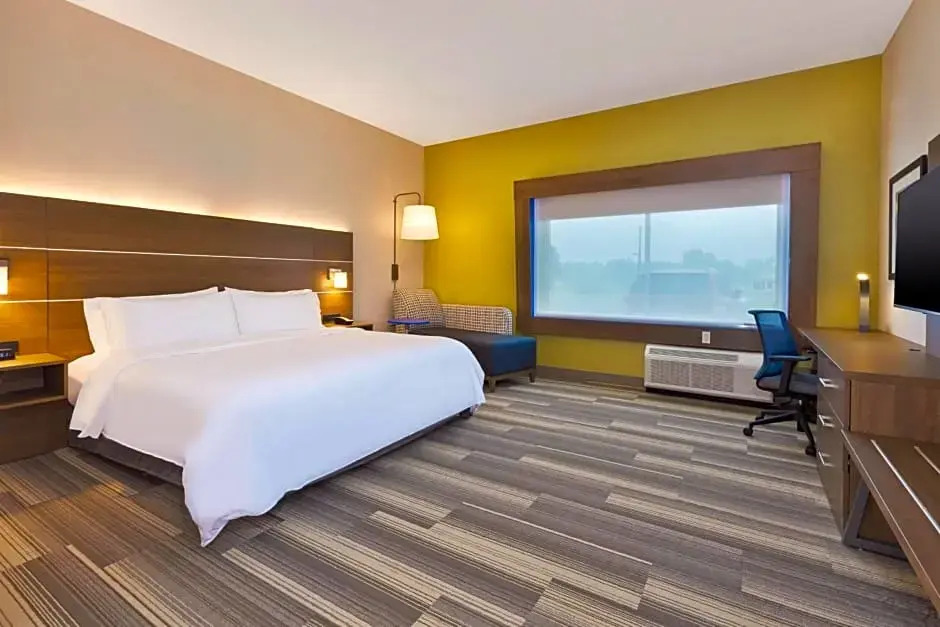 Holiday Inn Express & Suites - Milan - Sandusky Area by IHG