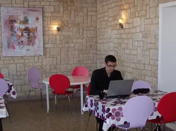 Ambre Hotel