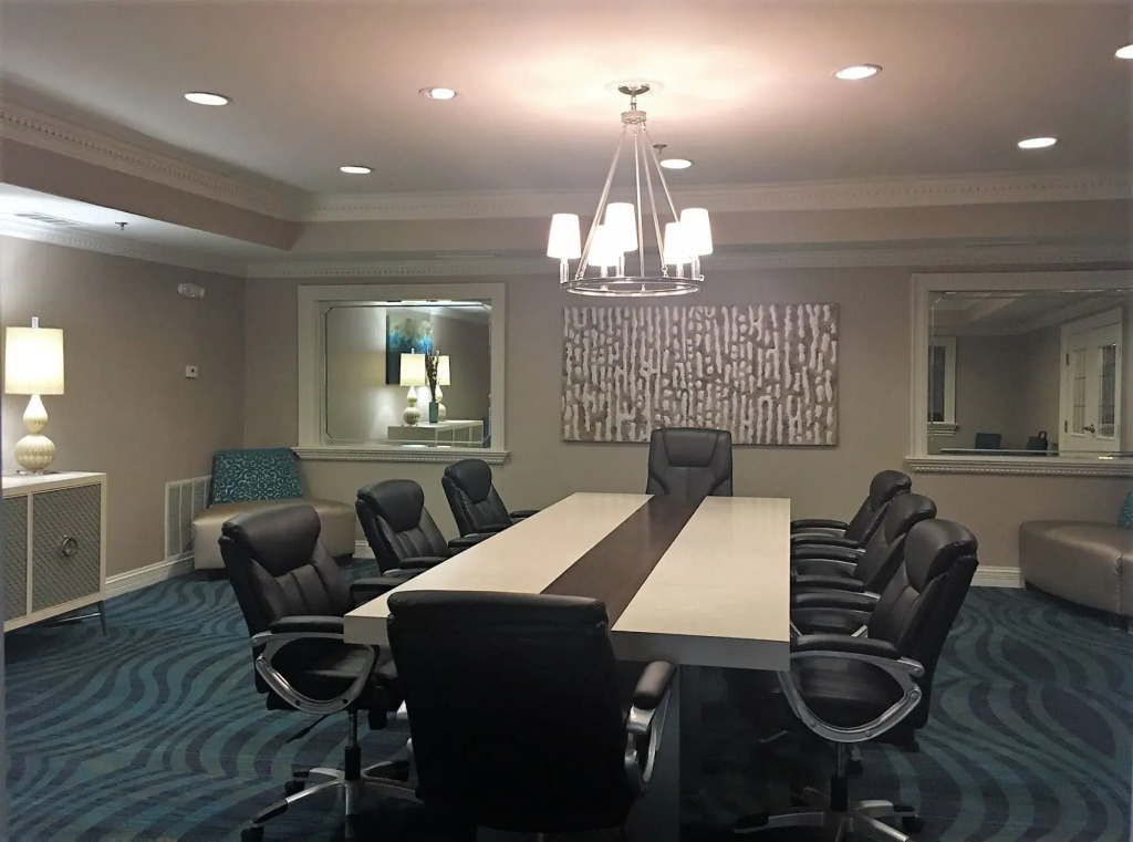 Holiday Inn Express & Suites - North Carmel / Westfield by IHG