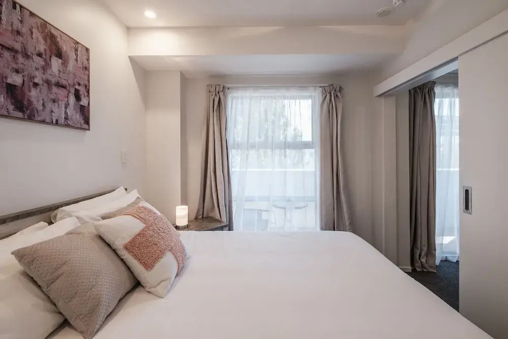 Toodle's This CBD Apartment is ready to delight