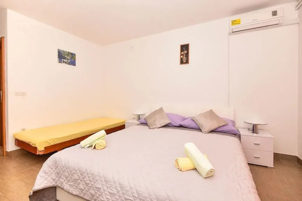 Apartments Mare