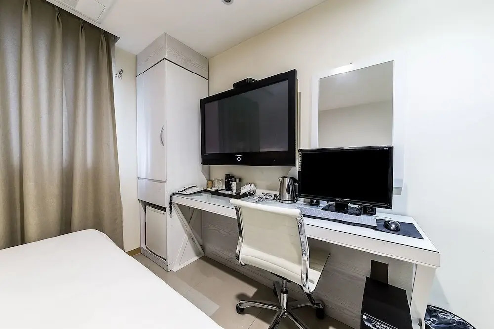 Line Hotel Suwon
