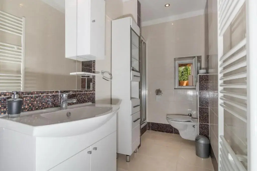 Apartments Sare