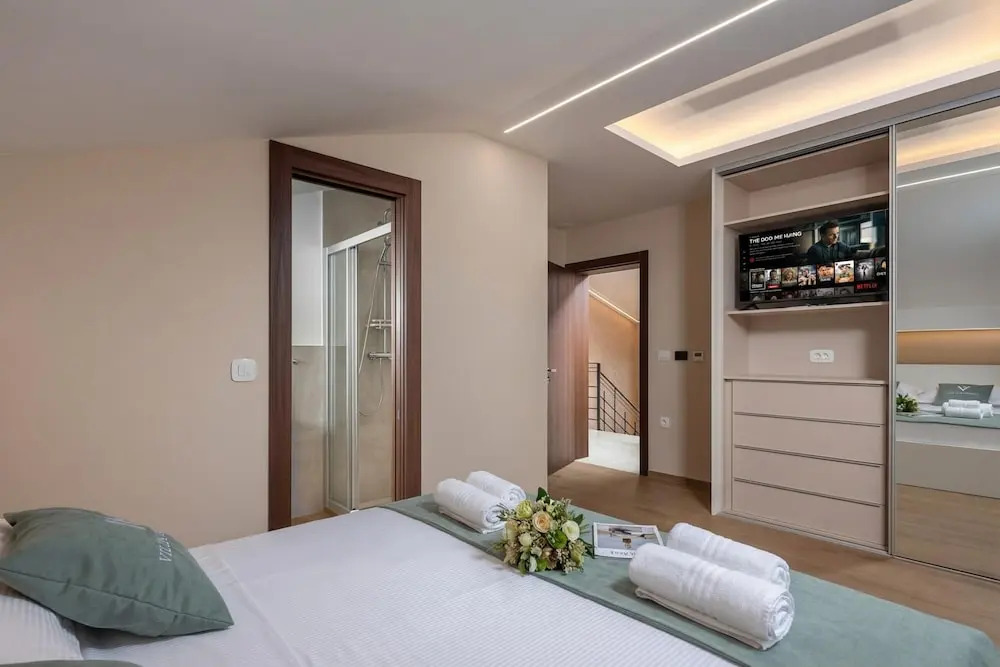 Villa Vilani Spa & Pool - Happy Rentals