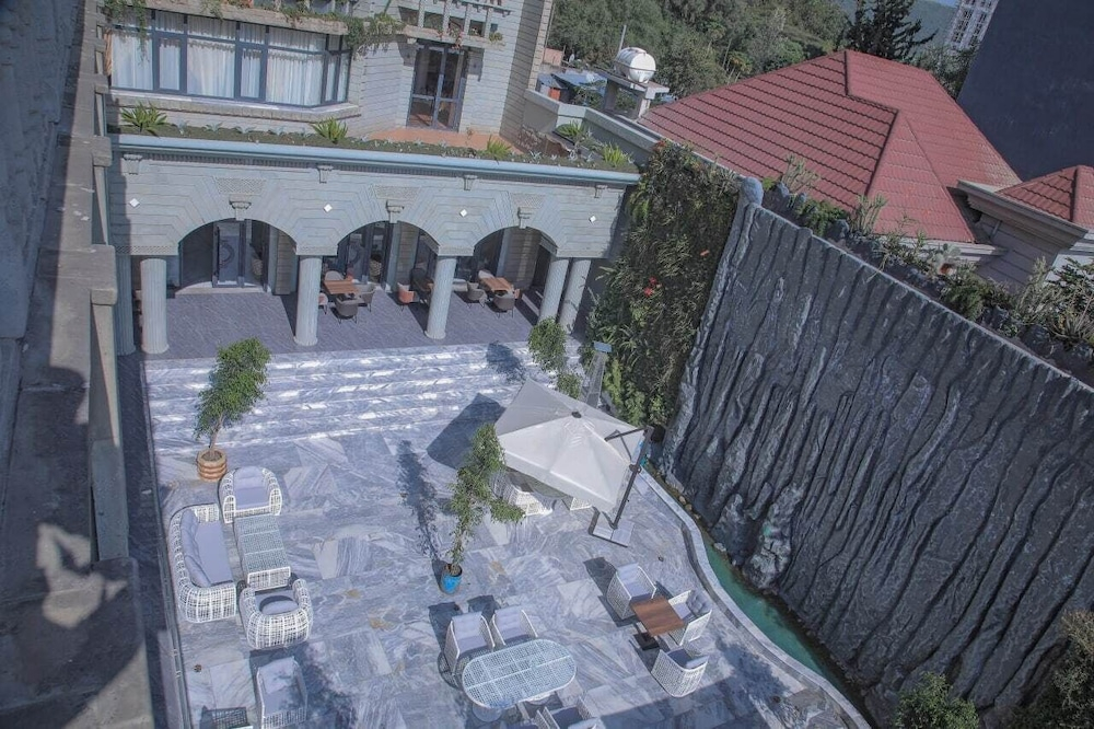 naflet hotel