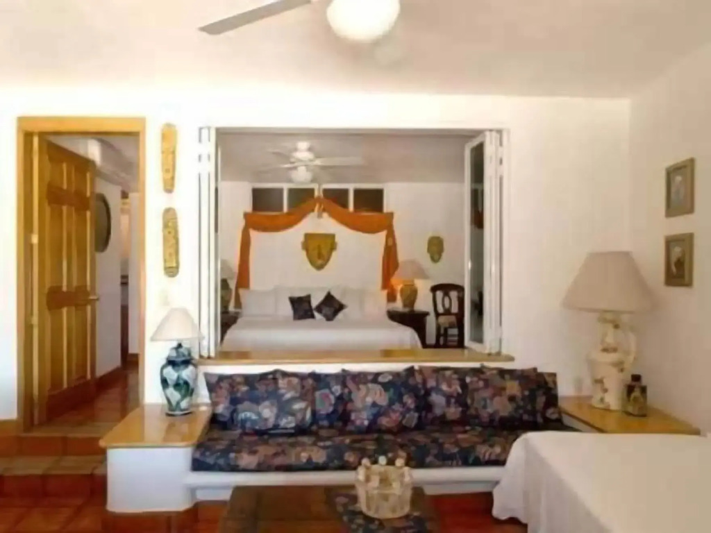 Casa Isabel a Boutique Hilltop Inn