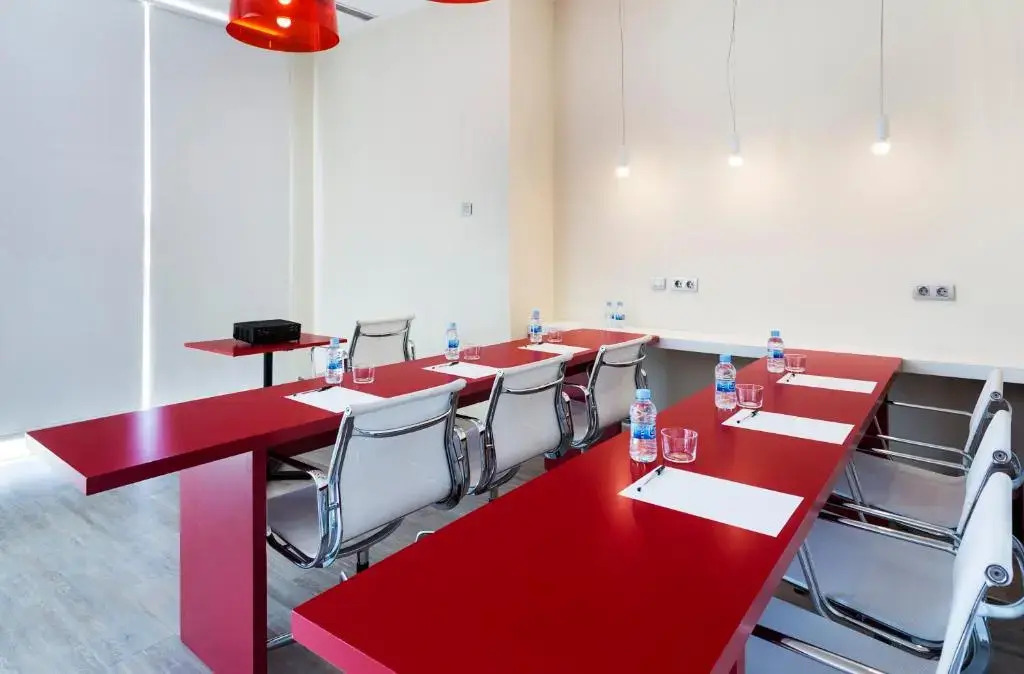 B&B HOTEL Granada