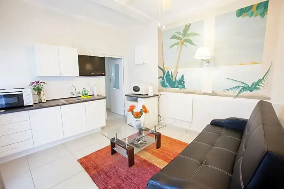 Brenwin Guest House