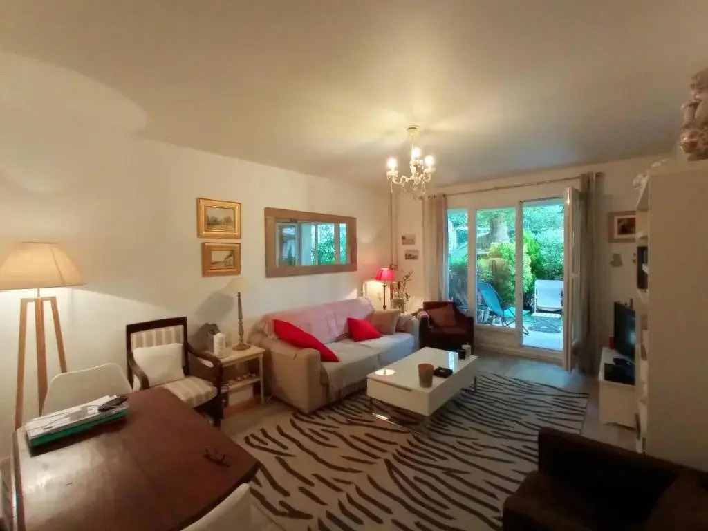 Homestay B&B LA BRUYERE chez l'habitant