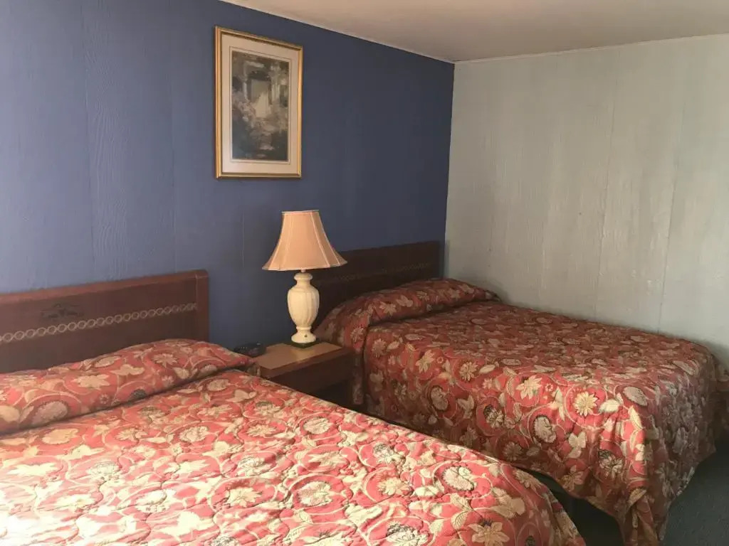 All Seasons Motel