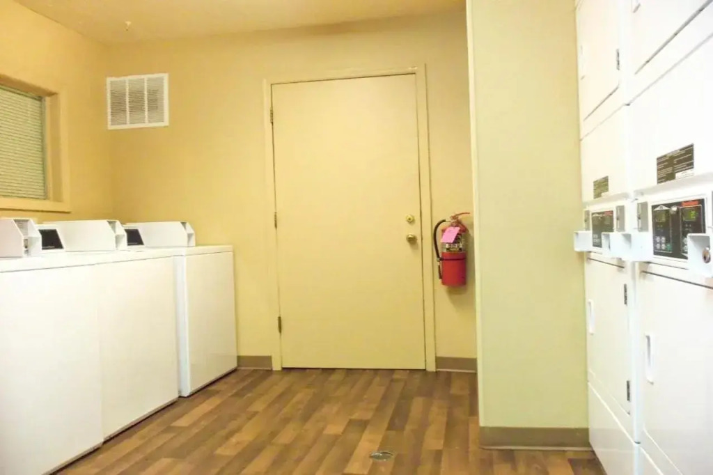 DuPont Suites - Louisville