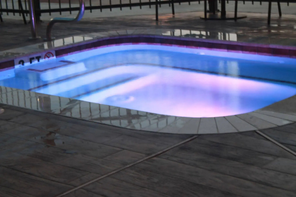 Kozy Hotel Houston North