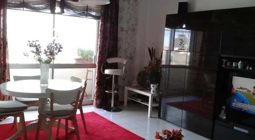 Fernandos Place