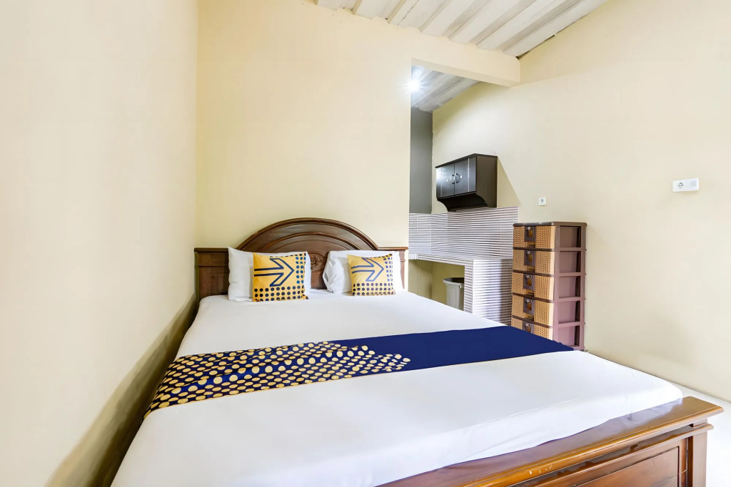 Hotel O Kencana Homestay Syariah Near Masjid AL-BAROKAH Kanyuran