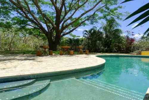 Amazing Studio Apartment with Pool - Close to Beach
