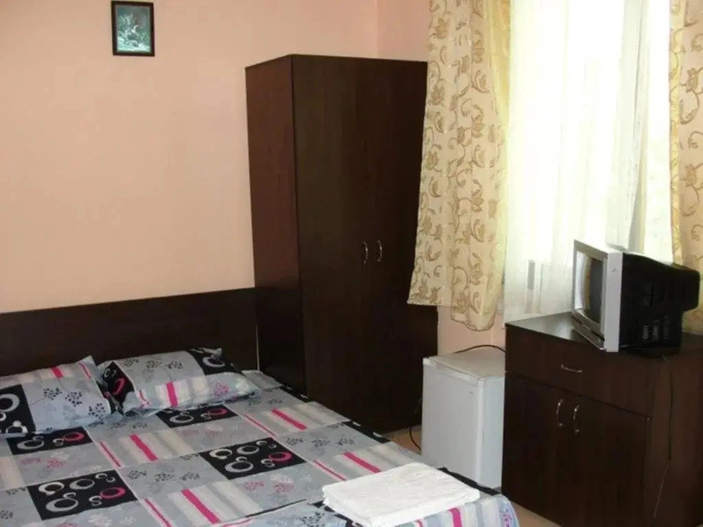 Stedi Guest House