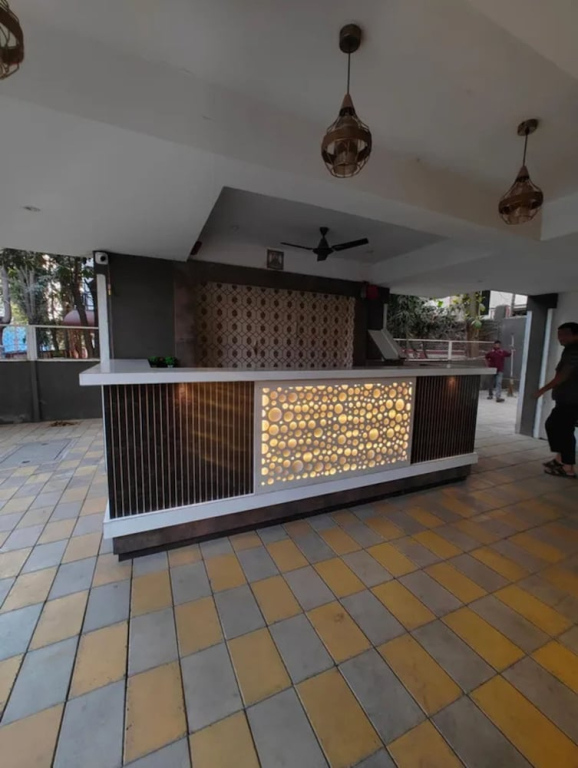 Fabhotel Ar Residency I