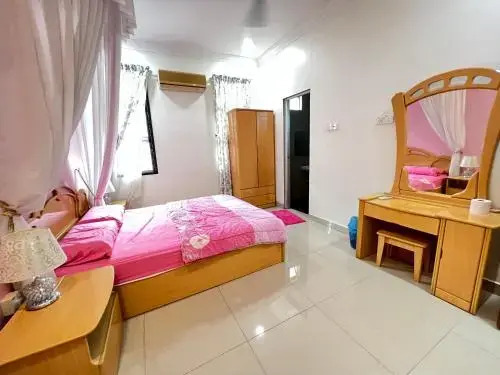 Jiaxin Homestay - Desa Terbau 家馨民宿