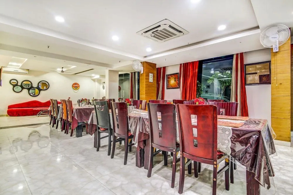 Classio Suites by FabHotel