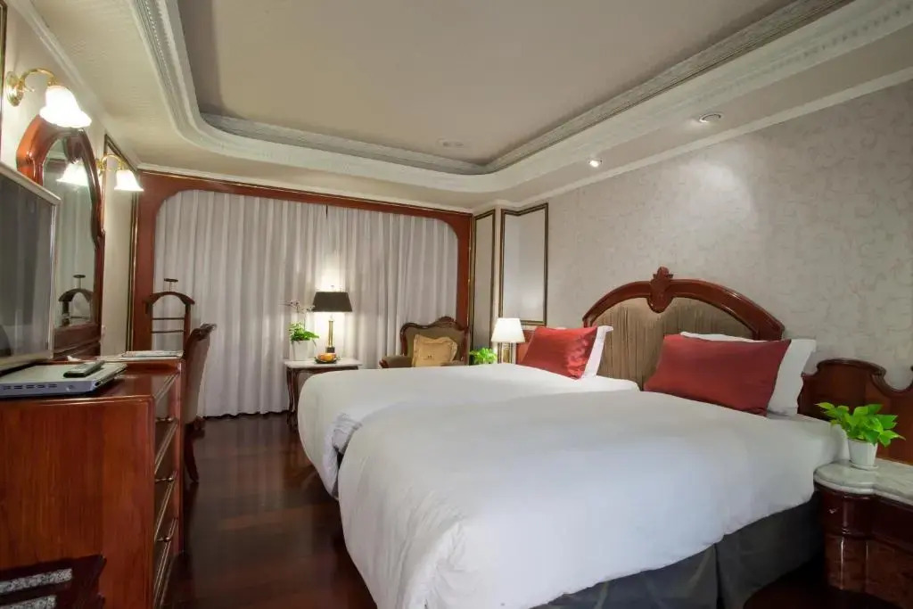 Happiness Hotel