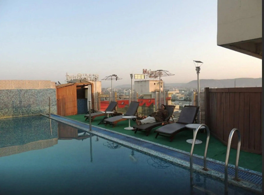 Royal Orchid Central Jaipur, Bani Park
