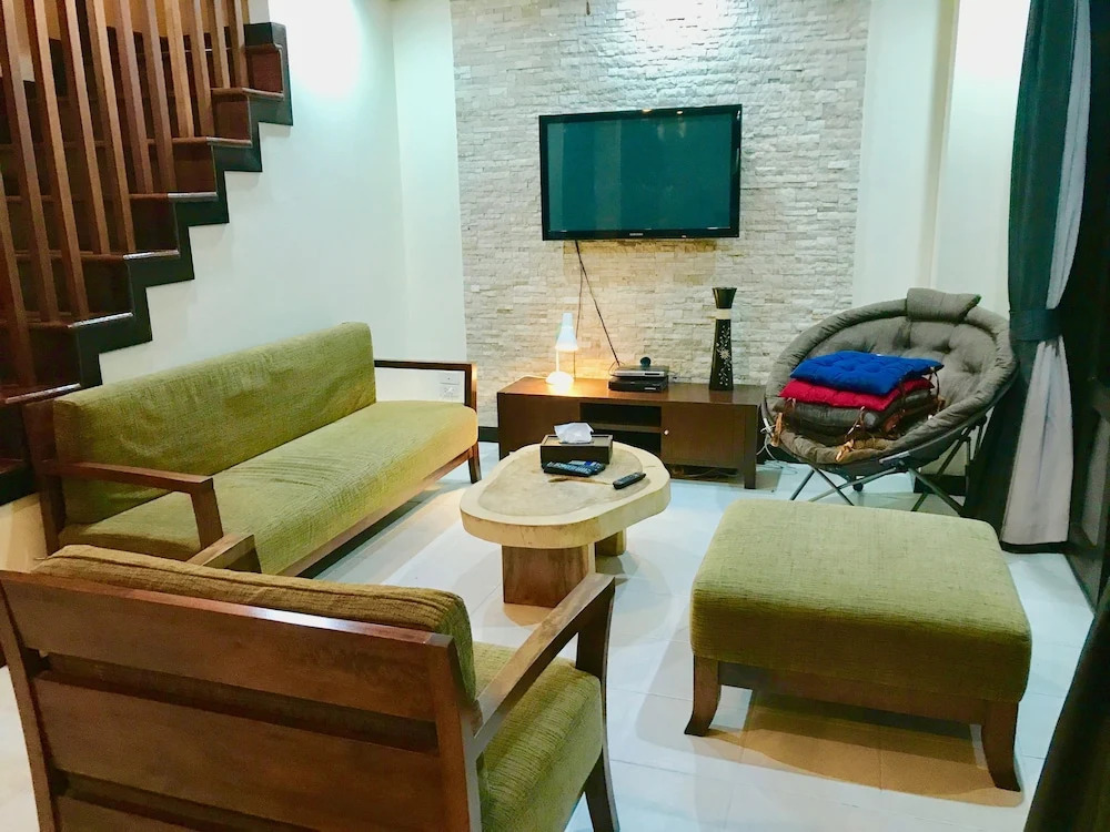 3 Bedroom Villa Beach Front Resort TG21