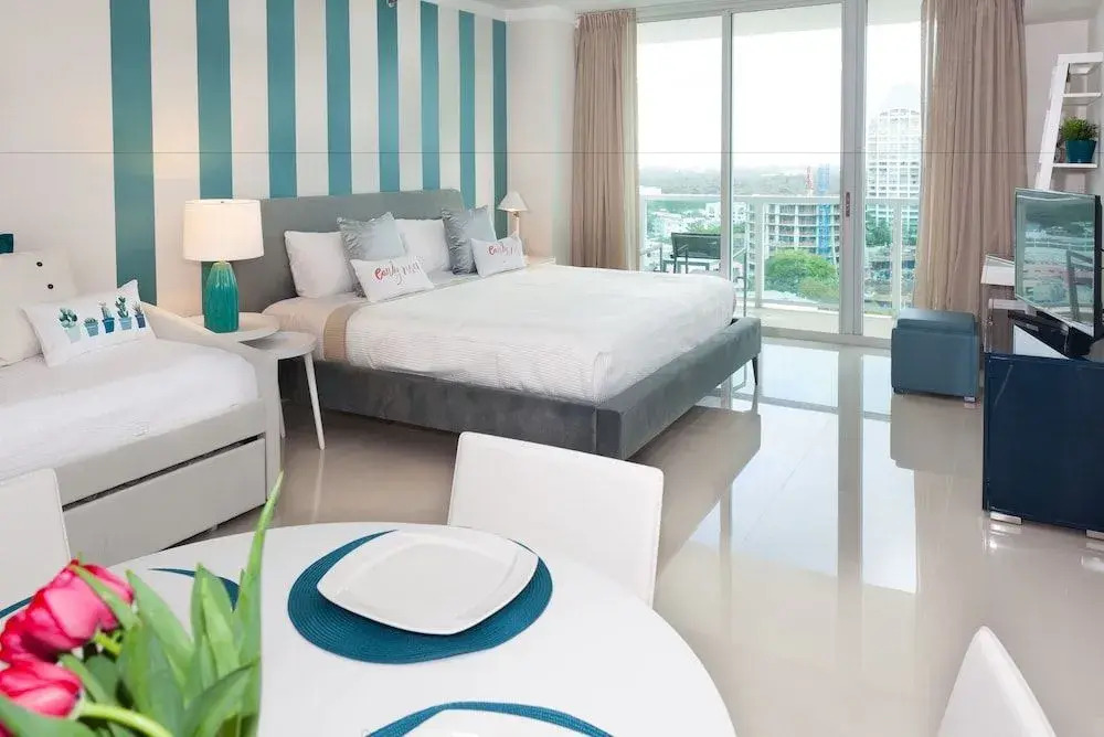 iCoconutGrove - Luxurious Vacation Rentals in Coconut Grove