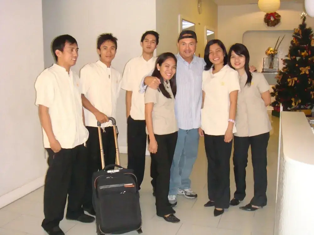 OYO 769 Poblacion Suites Polaris