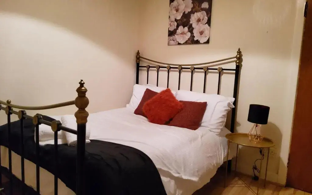 4 Bedroom Apts at Sensational Stay Serviced Accommodation Aberdeen- Powis Crescent