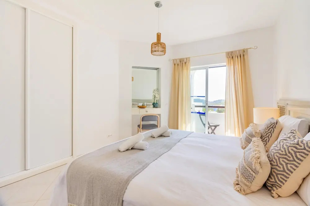 Clube Albufeira, Family Holidays with Pool View