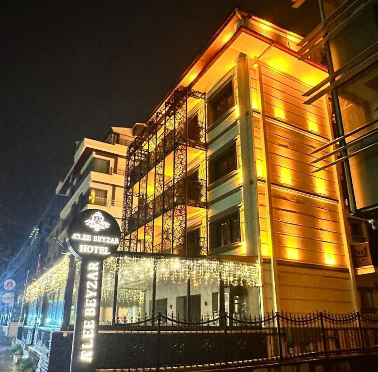ALEE BEYZAR Hotel