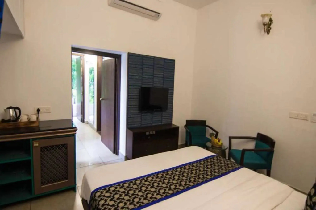 The Ten Suites