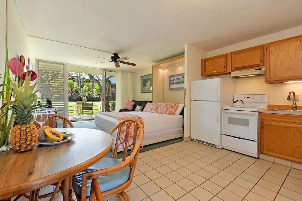 Napili Shores C116 by RedAwning
