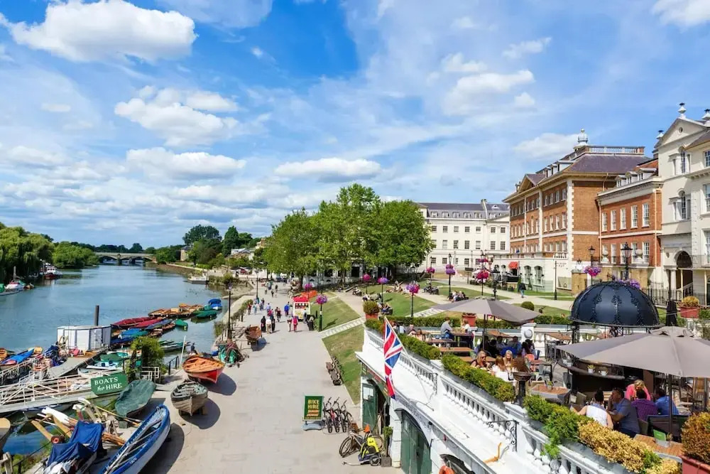 Luxury 2 Bedroom Apartment Near Central London