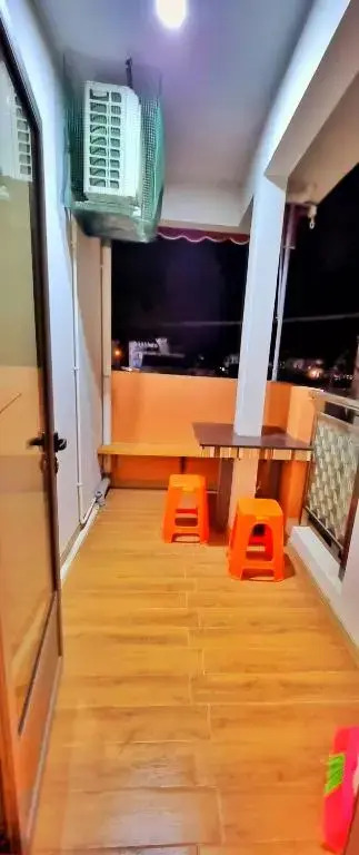 West Beach Apartment