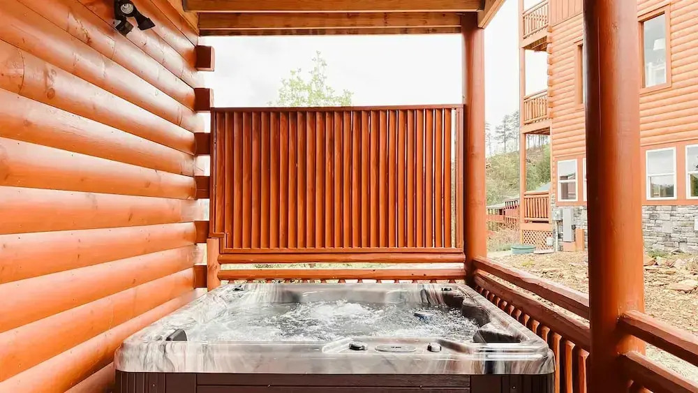 Modern Luxury w Pool Theater Hot Tub Ent Room