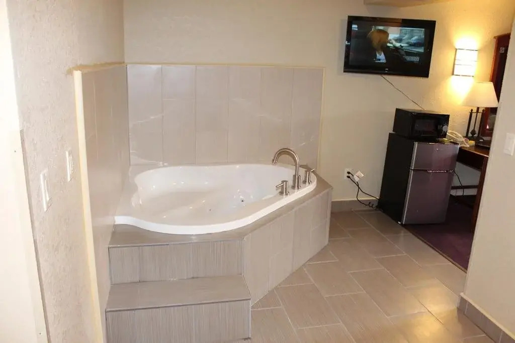 Travel Inn & Suites Flemington