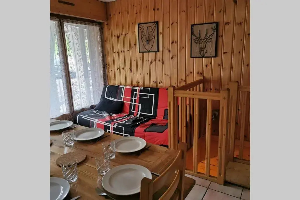 Charmant appartement 6-8 personnes au cœur du village à proximité lac et pistes de ski