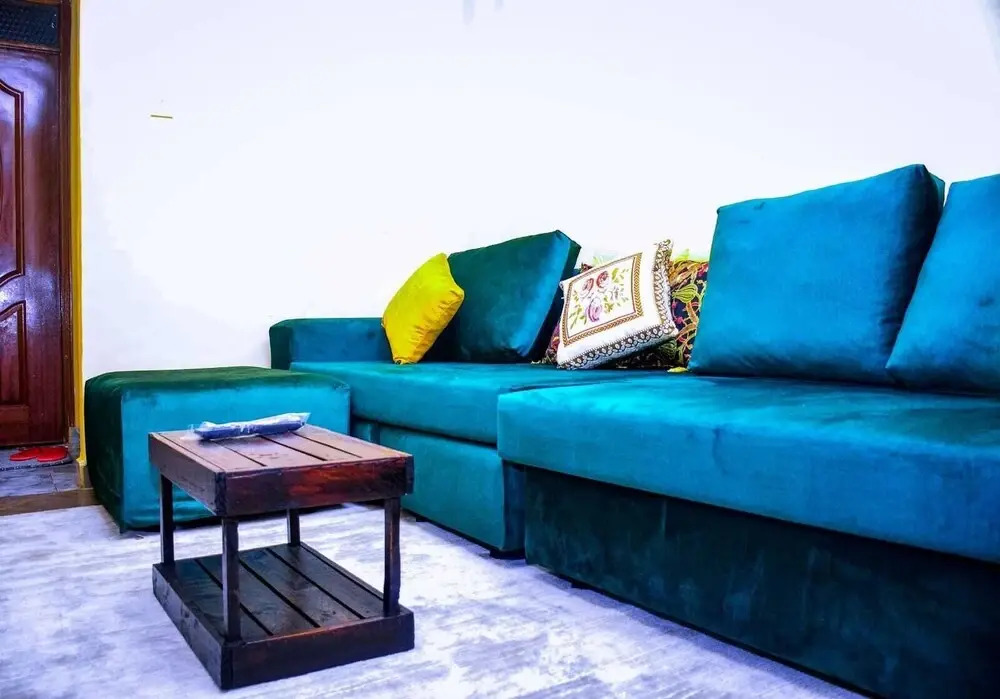 Lux Suites TRM 1 Bedroom Apartments