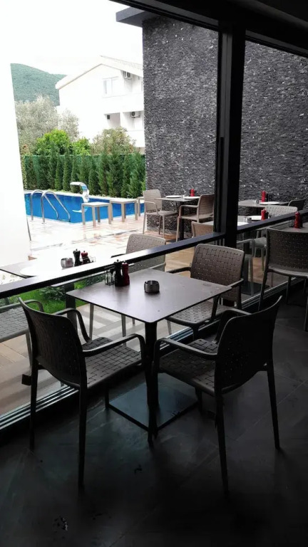 Viola Hotel Budva