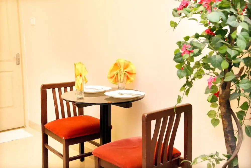 Pleasant Moments -Business Hotel