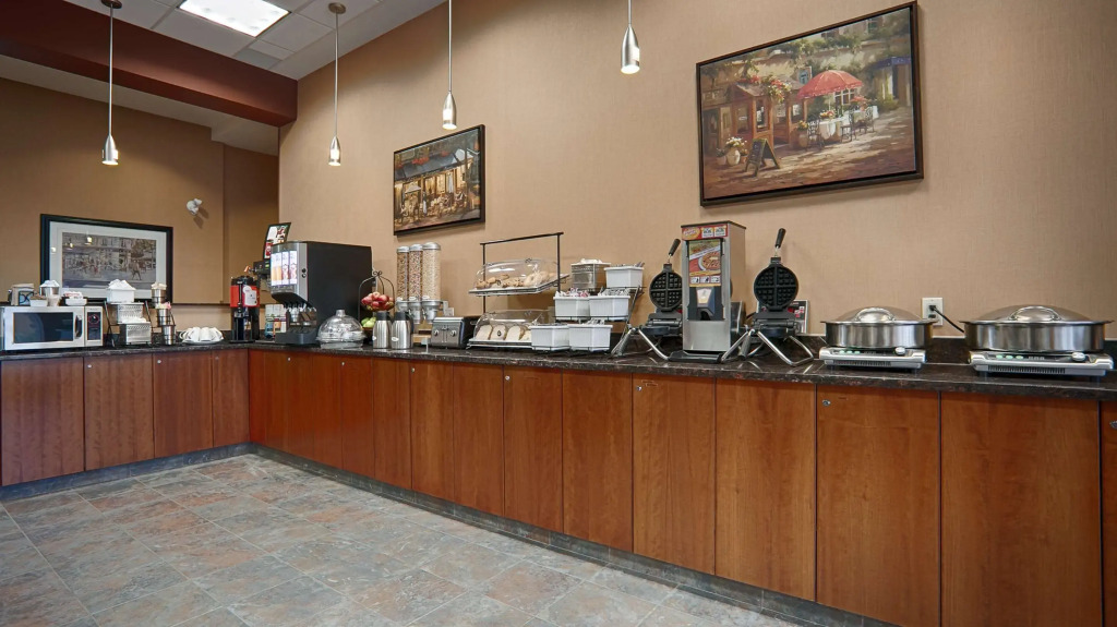 Best Western Plus Chateau Inn Sylvan Lake