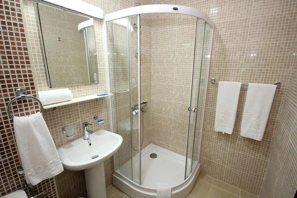 Hotel Vir